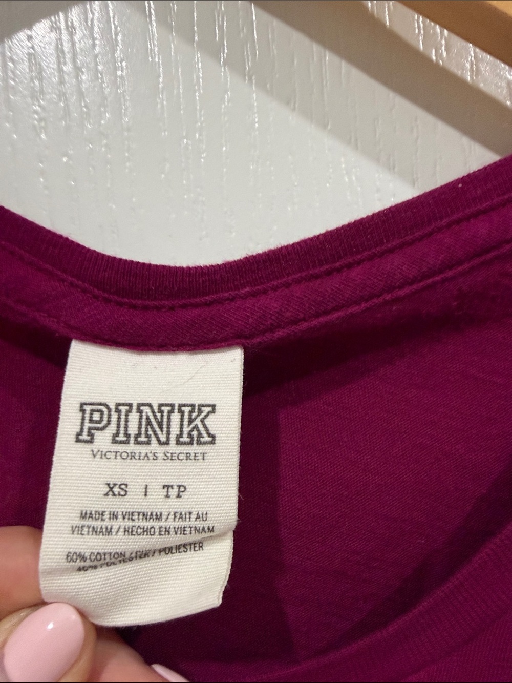 Pink purple graphic short sleeve t-shirt women’s size xsmall scoop next - Picture 4 of 4